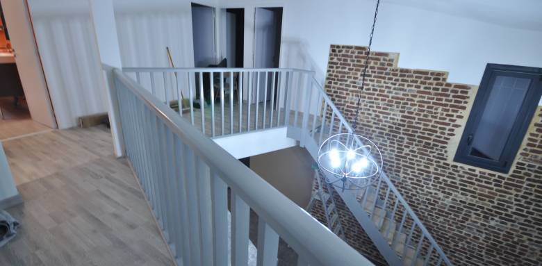 Relooker un escalier ancien avec la Maison des Travaux !