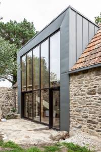 Extension aluminium - terrassier 77, maçon 77, menuisier 77, charpentier 77, couvreur 77, étanchéiste 77, façadier 77, plaquiste 77, plâtrier 77, électricien 77, plombier 77, carreleur 77, chauffagiste 77, peintre intérieur 77, décorateur intérieur 77