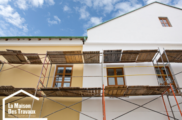  Ravalement de façade enduite et peinte