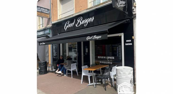 Devanture d'un local commercial 