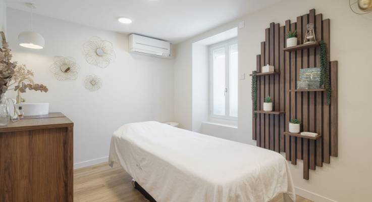 Rénovation et aménagement d’un institut de beauté à Aigrefeuille-sur-Maine (44140) - espace de soins