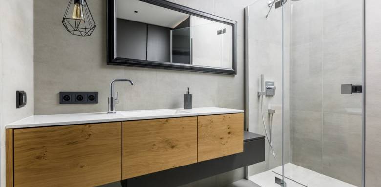 Salle de bain et électricité danger