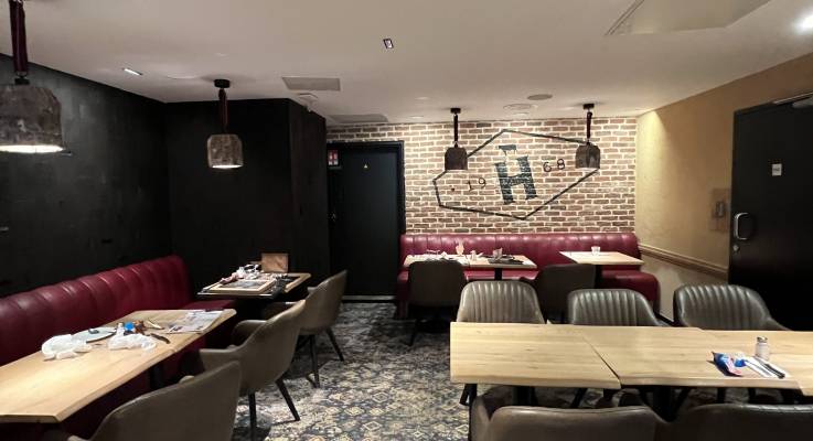 salle de restauration rénovée