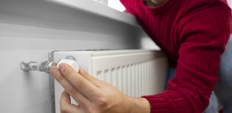Radiateur hydraulique raccordé à une pompe à chaleur air-eau en appartement - Nantes 44
