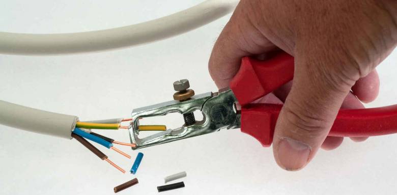 Refaire son système électrique à Vannes