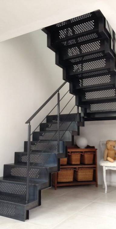 Escalier métal
