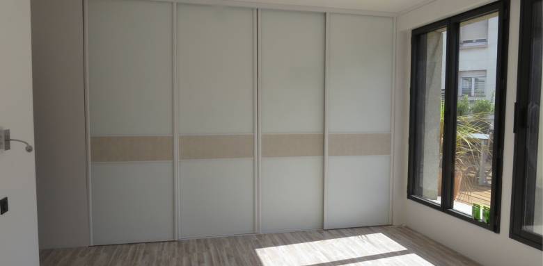 Création sur mesure de dressing à Poitiers