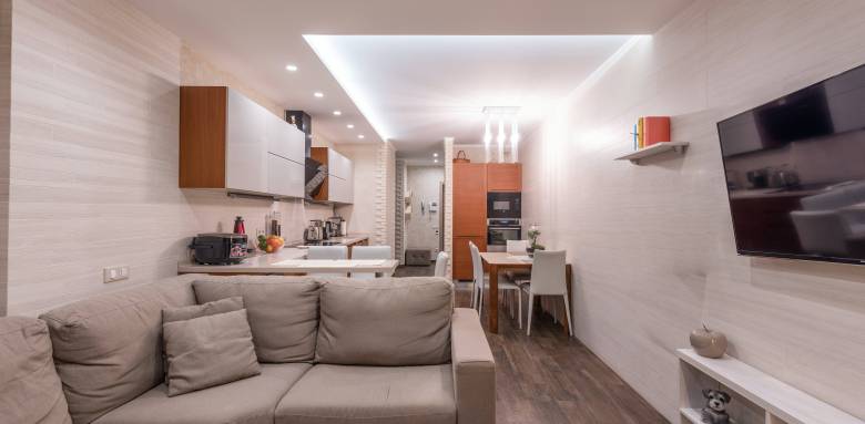 Un appartement tout en longueur Batignolles Paris