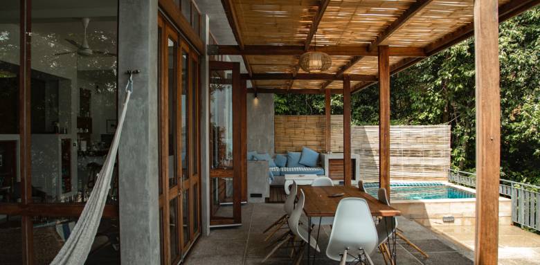 avantages inconvénients carrelage terrasse La Maison Des Travaux Ales