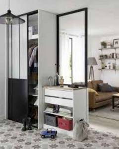 Placard dans une entrée