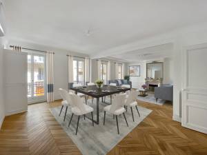 Studio à Paris : considérations clés pour le 8e arrondissement