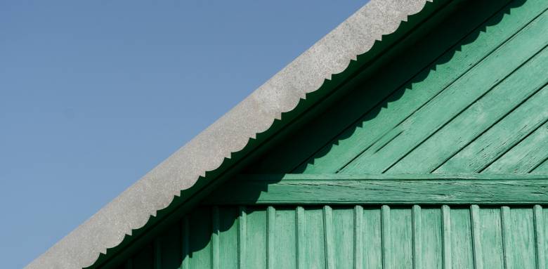 Toiture en zinc en Occitanie : bonne ou mauvaise idée ?