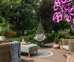 Mobilier de jardin au couleur naturel