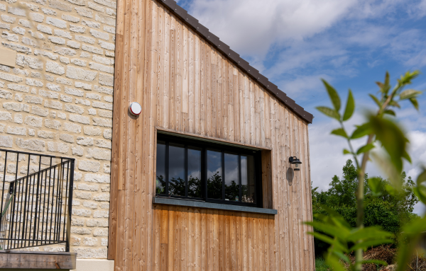 Construire une extension de maison en bois 