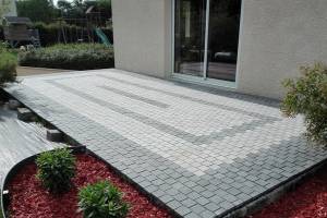 Terrasse en pavés drainants