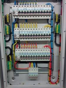 réglementation électrique maison