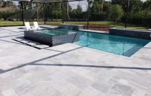 Plage de piscine en quartzite