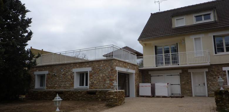 Agrandissement de maison avec parement comme partie de la maison - Cholet 49