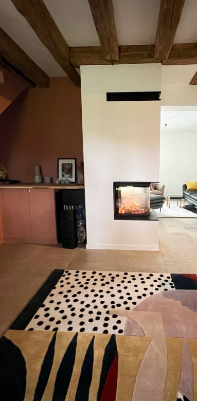 Couleurs chaleureuse pour ce salon avec cheminée - Houdan