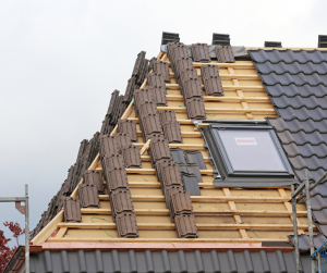 Les erreurs courantes à éviter lors de la rénovation de toiture