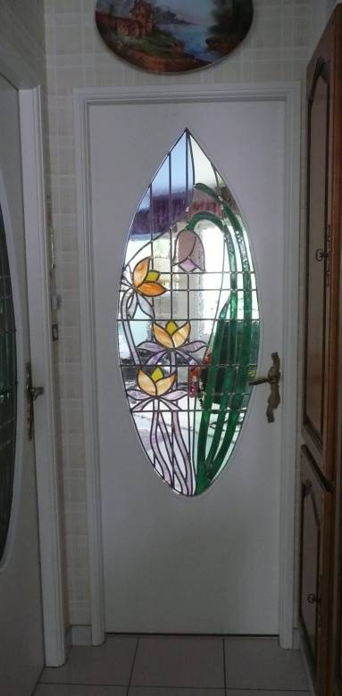 Vitrail pour porte d'intérieur en ogive
