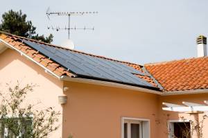  Installation de panneaux photovoltaïques sur une maison - Valence 26