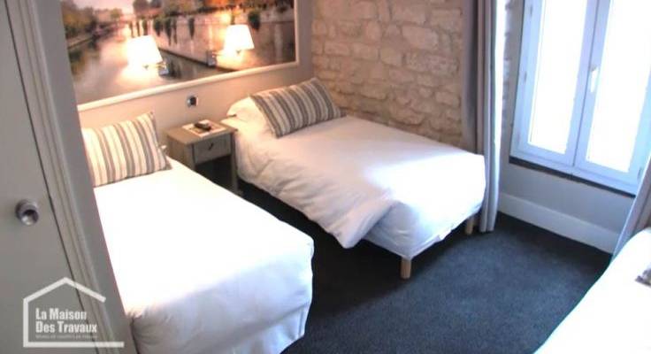 Rénovation des chambres d'un hôtel par l'agence de Joué-lès-Tours