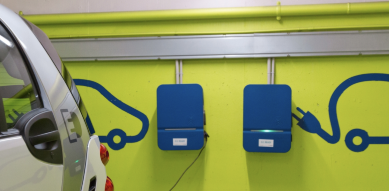 installer une borne de recharge chez soi, en maison ou en immeuble