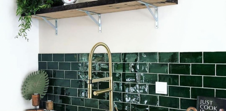 Crédence de cuisine en zelliges vertes
