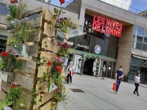 Ouverture du centre commercial à Caen