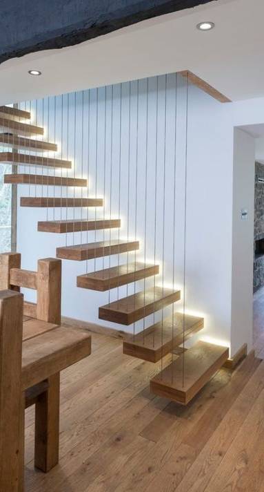 Escalier suspendu Amiens