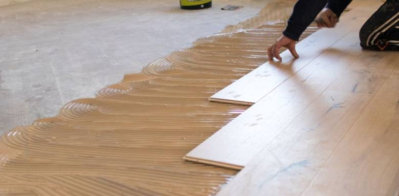 Pose de parquet contrecollé