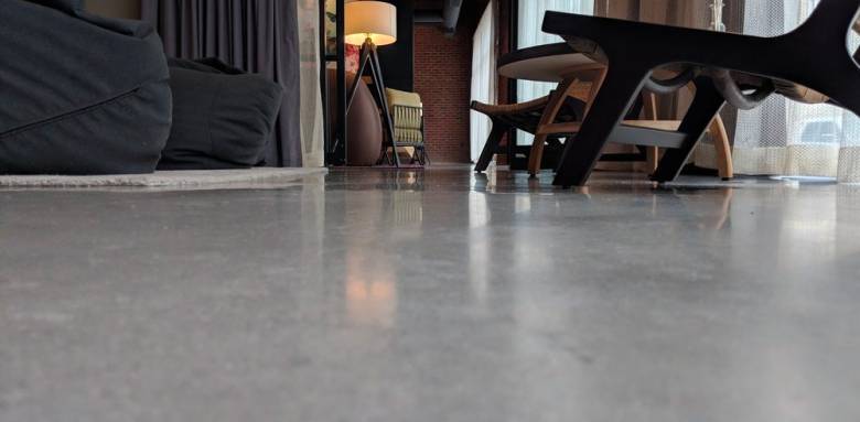 Pourquoi choisir le béton ciré pour un revêtement de sol ? 