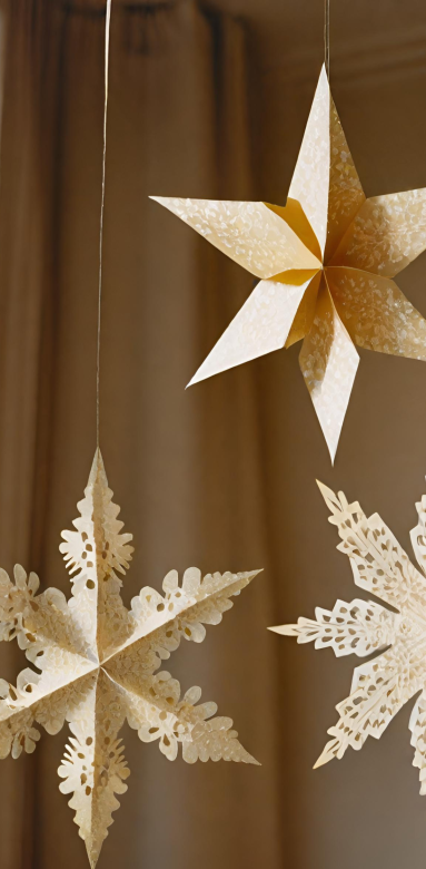 Décorations en papier doré noel
