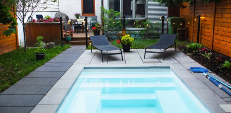 La mini piscine pour un maximum de plaisirs