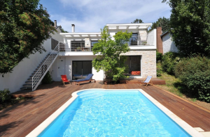 Construction de piscine : que dit la réglementation ?