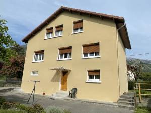 Une couleur chaude pour cette façade, dans le Grésivaudan