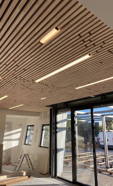 plafond phonique en bois - confort acoustique