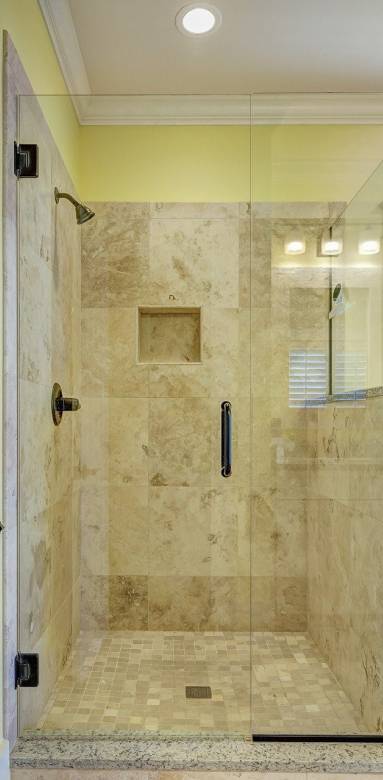 Installation de verrière entre la douche et la salle de bain - Valence 26