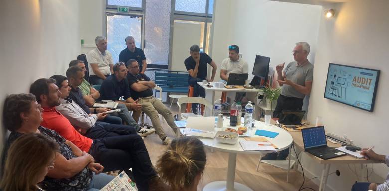 Photo de groupe La Mason Des Travaux