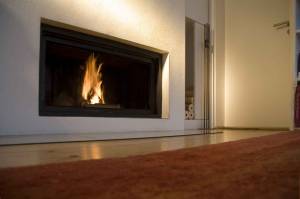 Pose d'une cheminée à gaz par LA MAISON DES TRAVAUX D'ANNECY