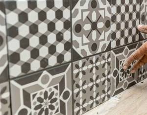 Installer des carreaux de ciment Mérignac