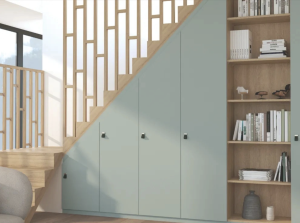 Rangements sur-mesure sous les escaliers (Caseo)