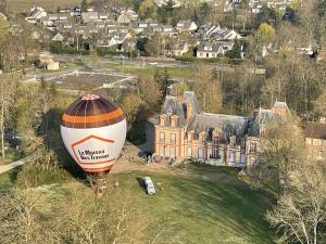 Maison des Travaux de Savigny-sur-Orge : notre montgolfière effectue son premier vol