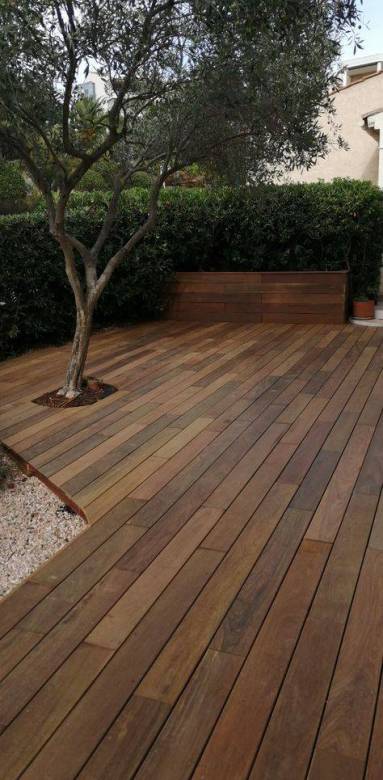 Quel revêtement choisir pour une terrasse à Biarritz ? 