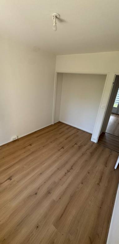 Chambre après rénovation pour la vente de l'appartement Montfort l'Amaury
