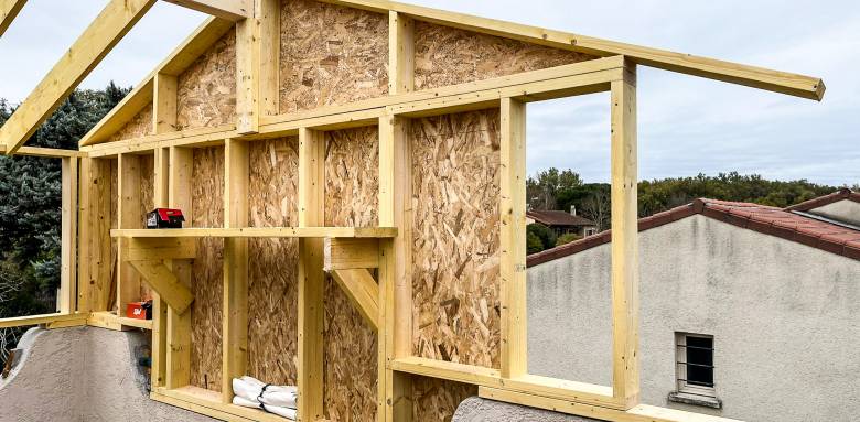 Ossature bois et surélévation