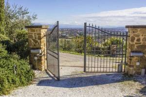 À chacun son style de portail La Maison Des Travaux de Sainte-Geneviève-des-Bois