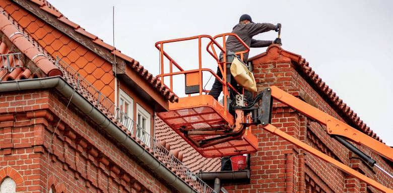 Rénovation de  toiture Charriot élévateur