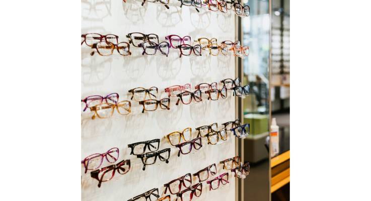 Comment aménager une boutique d’optique entre exposition, conseil et espace technique ? - Ryes 14400